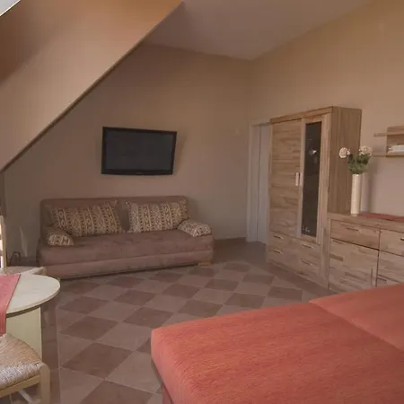 Pivovarsky Dvur Zvikov Hotel 3*
