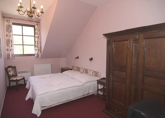 Pivovarsky Dvur Zvikov Otel